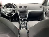 Škoda Yeti (2010) 1.2 TSi, Ambition - náhled 8