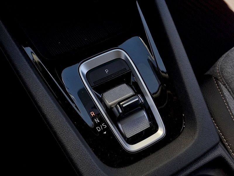 Škoda Octavia (2025) Top Selection 1,5 Tsi 110 Kw D - fotka 22 z 36