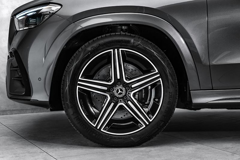 Mercedes-Benz GLE - fotka 2 z 25