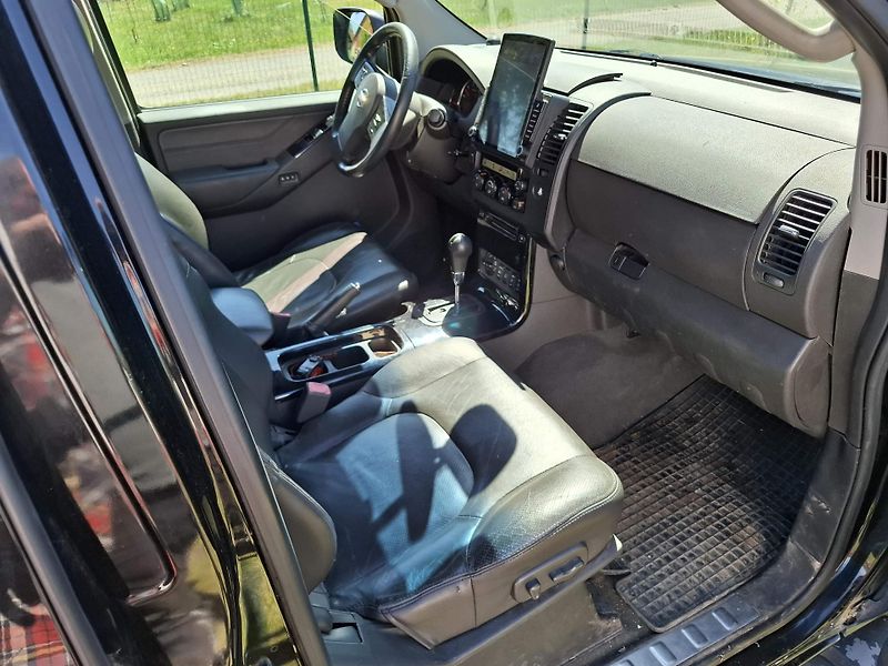 Nissan Pathfinder (2008) - fotka 8 z 21