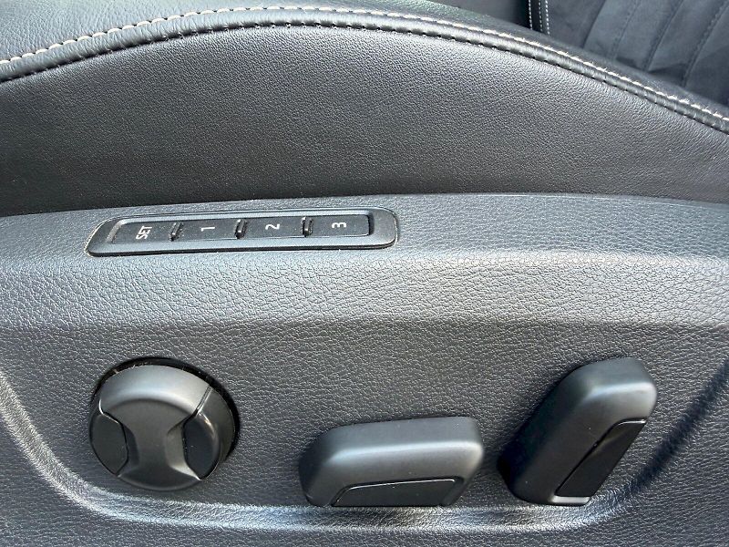 Škoda Superb (2022) 2.0 TSI 140kW Style Extra - fotka 7 z 35