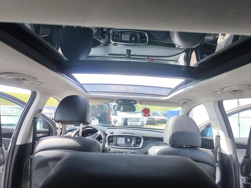 Kia Sorento (2019) GTLine, 2,2 CRDI 4x4 147 kW  - fotka 8 z 12
