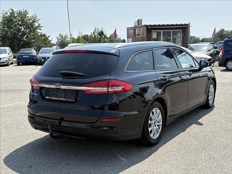 Ford Mondeo 2,0 TDCi110kW,Led,ACC,Nav,Výhř - fotka 2 z 41
