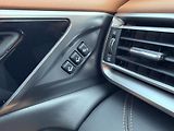 Subaru Outback 2.5 Touring Lineatronic - náhled 30