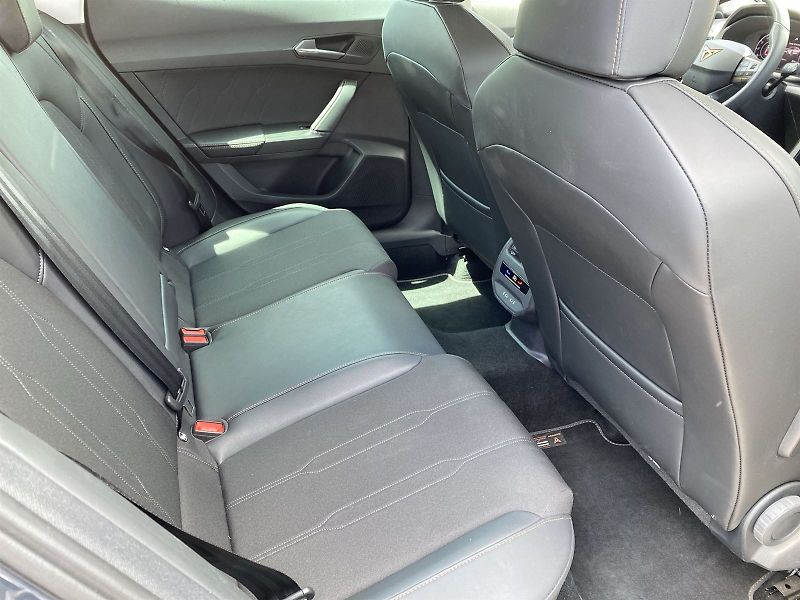Cupra Formentor (2024) 2,0 TSI 4Drive DSG - fotka 9 z 30