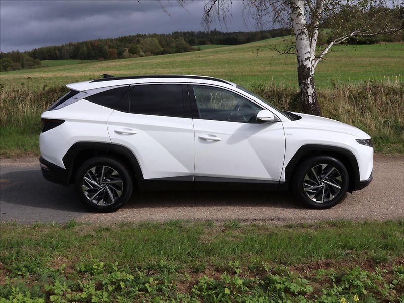 Hyundai Tucson 1,6 T-GDI 110 kW Smart Aut. DP - fotka 8 z 33