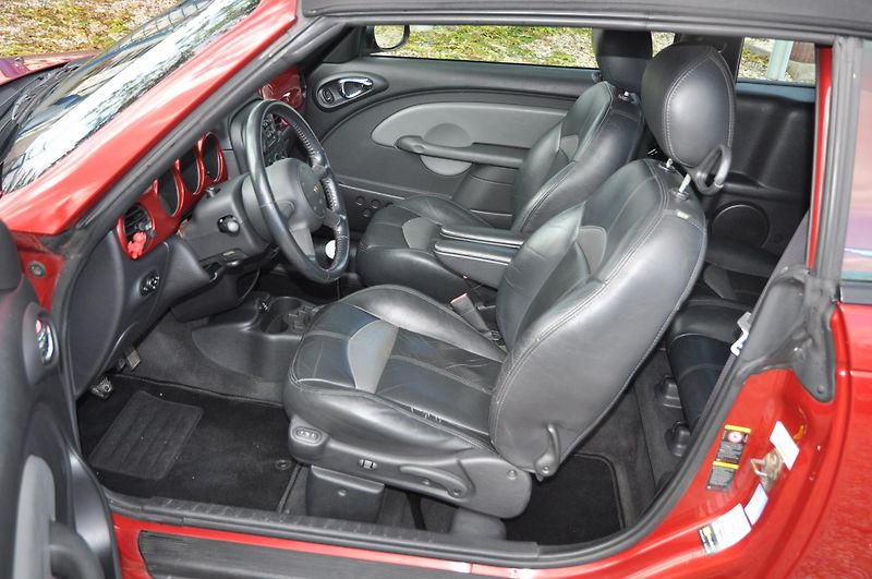 Chrysler PT Cruiser 2.4i 105kW Cabrio - fotka 10 z 17