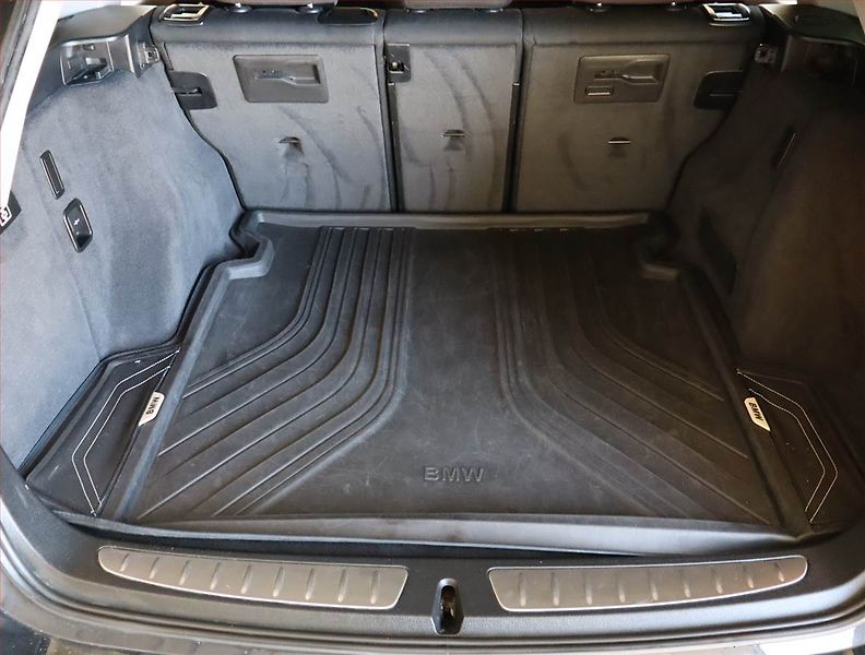 BMW Řada 3 (2014) 316 d, Tempomat - fotka 14 z 23