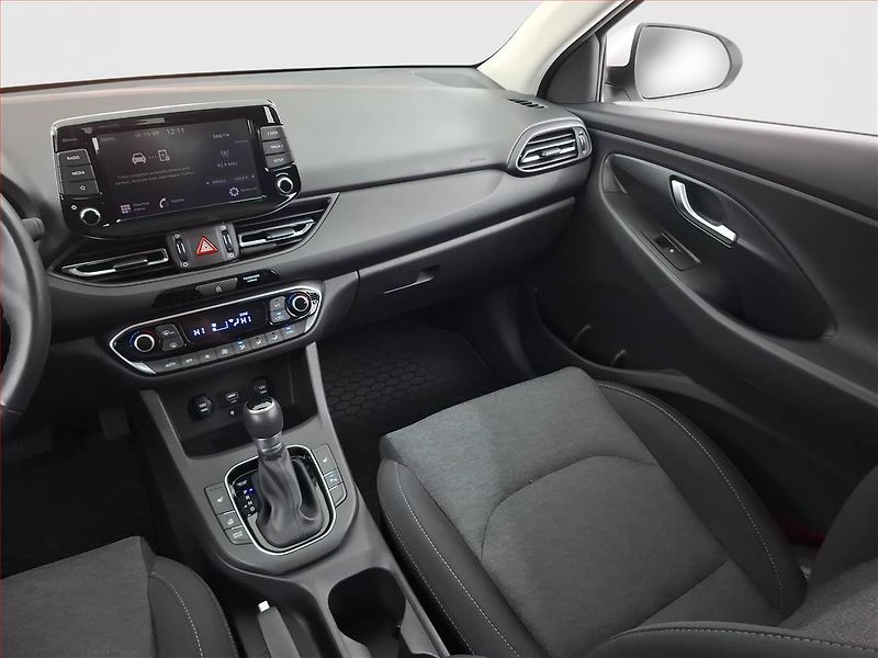 Hyundai i30 (2023) Comfort 1.0 T-GDI, Automat, ČR - fotka 8 z 21