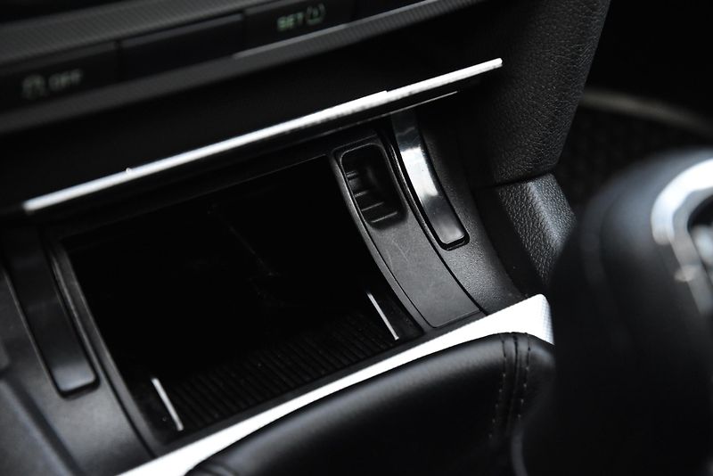 Škoda Octavia 2.0 TDi CR ELEGANCE,FACE,XENON - fotka 26 z 46