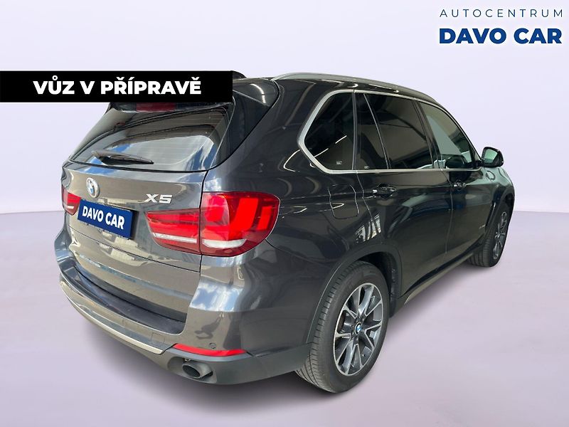 BMW X5 3,0 30d 190kW xDrive CZ - fotka 5 z 12