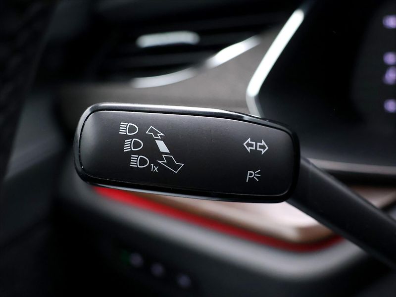 Škoda Octavia 2.0 TDI 4x4 Scout DSG DPH - fotka 22 z 42