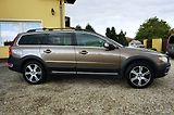 Volvo XC70 (2011) SUMMUM 2,4 D5 158 kW - náhled 2