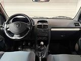 Renault Clio (2005) 1.2i, ČR, AC, tažné - náhled 8