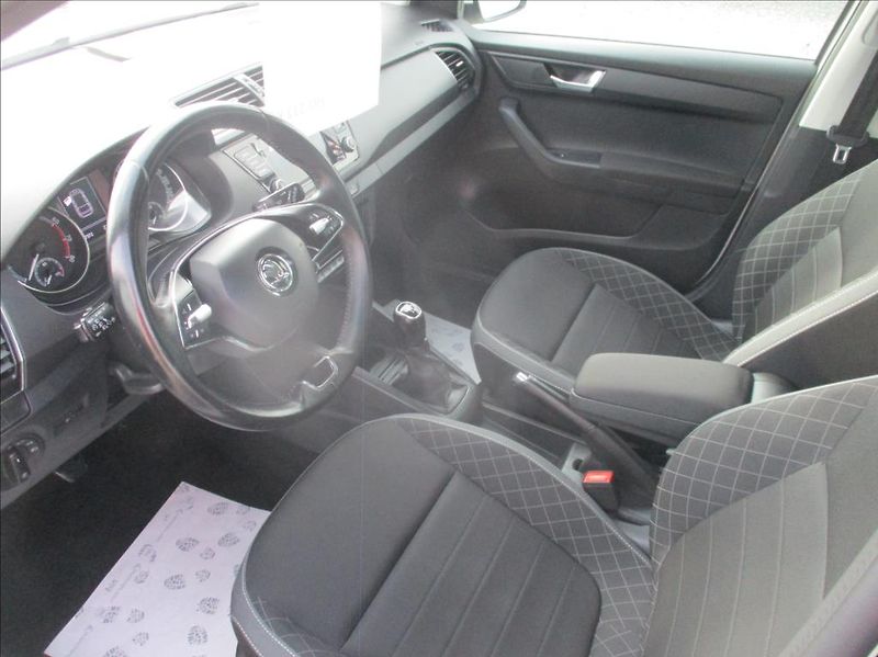 Škoda Fabia 1,0 TSI, klima,servis,DPH,CZ, - fotka 17 z 38