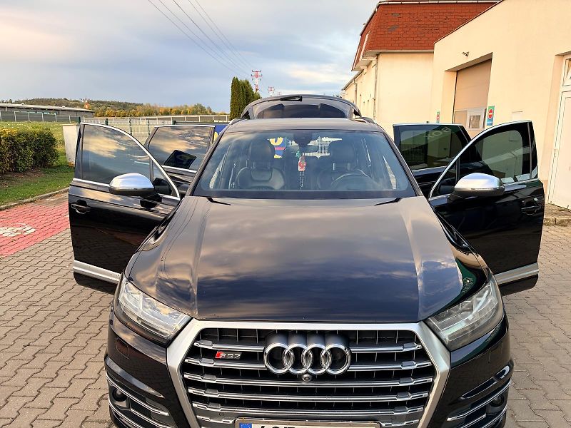 Audi SQ7 (2016) - fotka 9 z 25