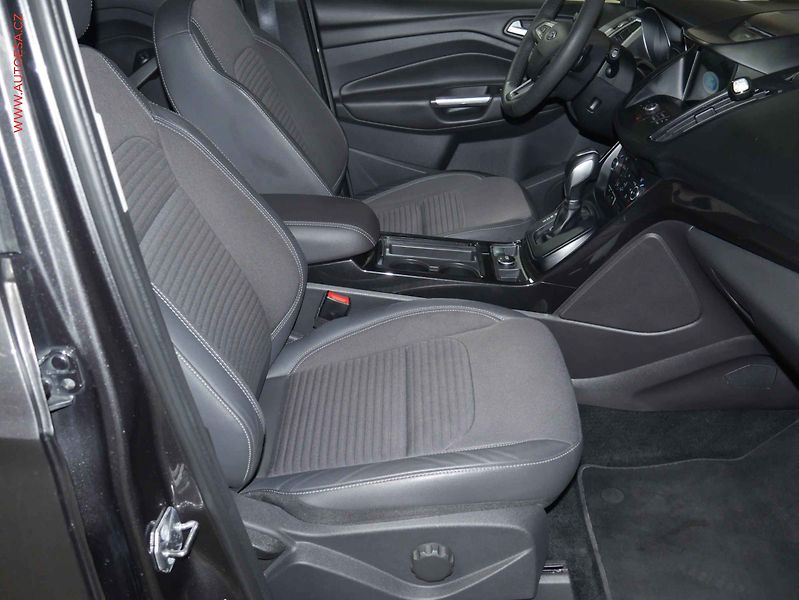 Ford Kuga (2017) 2.0 TDCi 4x4, ČR, AT, navi - fotka 12 z 21