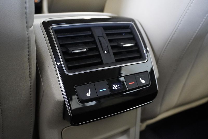 Škoda Superb (2019) 2.0TDi 110 kW, DSG7+ZIMNÍ SADA - fotka 32 z 35