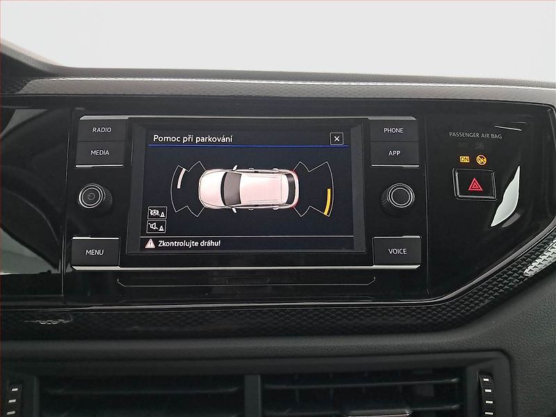 Volkswagen Taigo (2022) Life 1.0 TSI, Automat - fotka 16 z 19