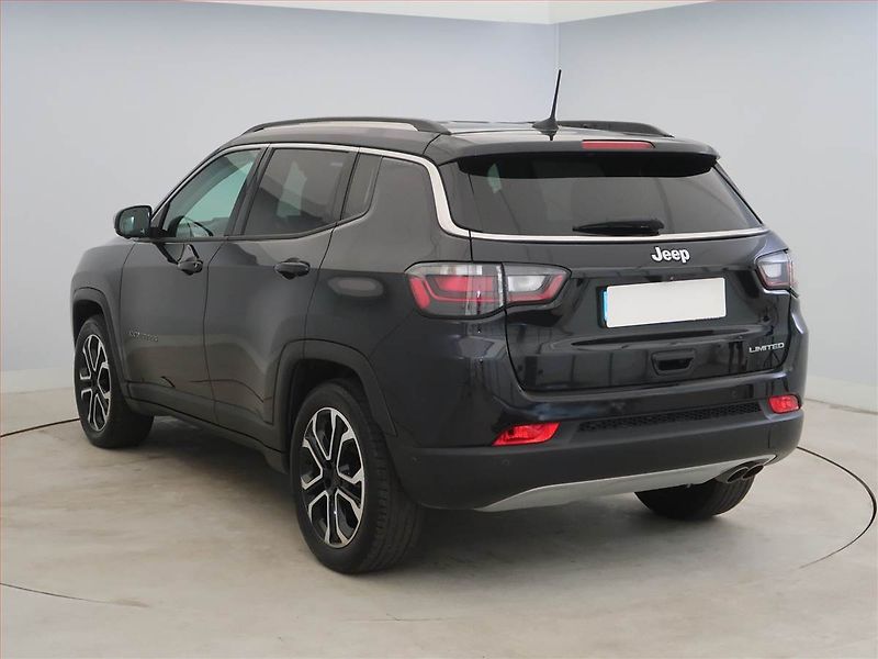 Jeep Compass (2021) 1.3 T-GDI - fotka 4 z 17