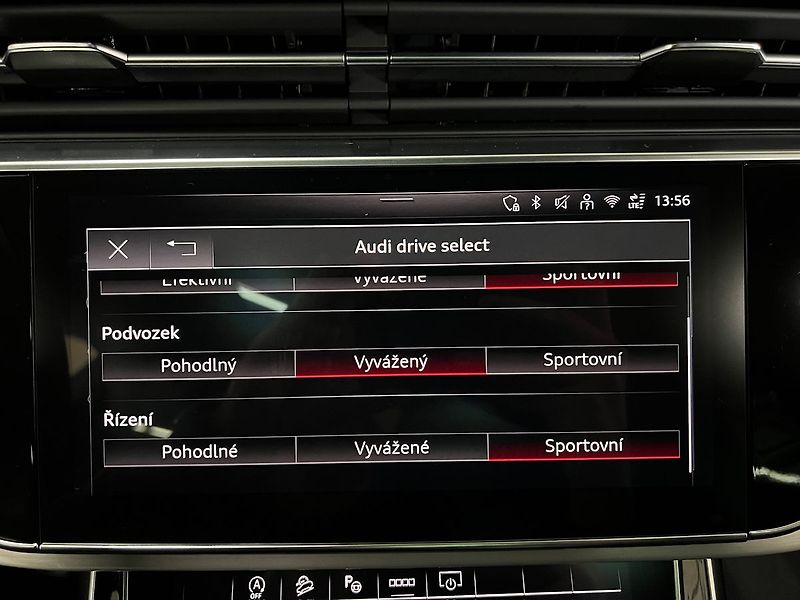Audi Q8 50TDI QUATTRO S-LINE, PANORAMA - fotka 23 z 42