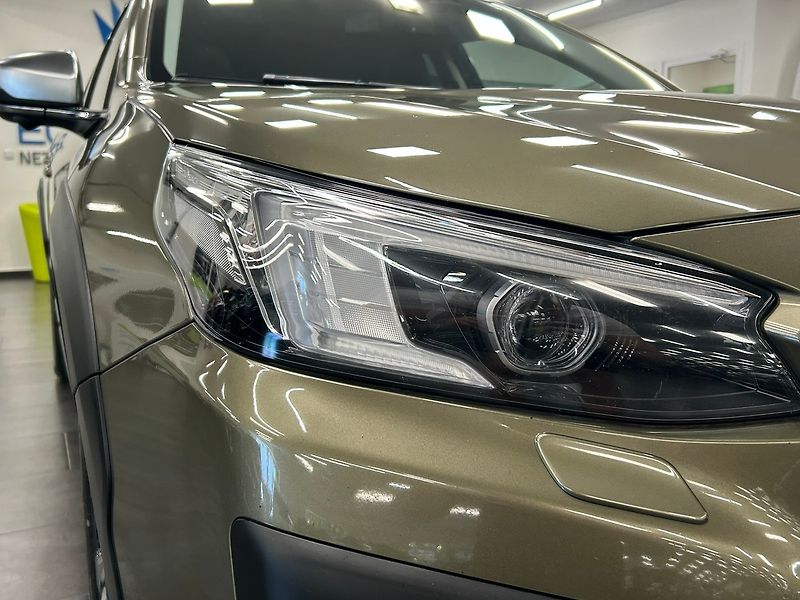 Subaru Outback (2022) 2.5 TOURING 2022 | Záruka - fotka 11 z 53