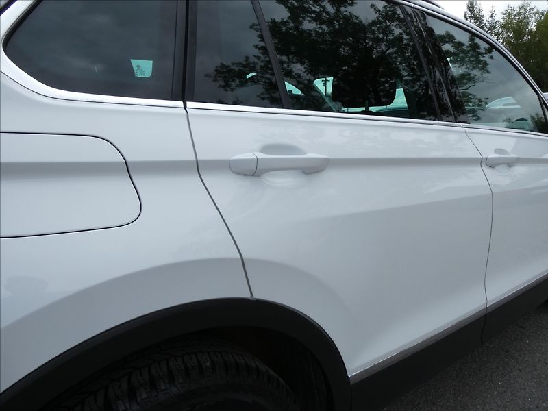 Volkswagen Tiguan 2,0 TSi 140kW DSG 4Motion,weba - fotka 13 z 48
