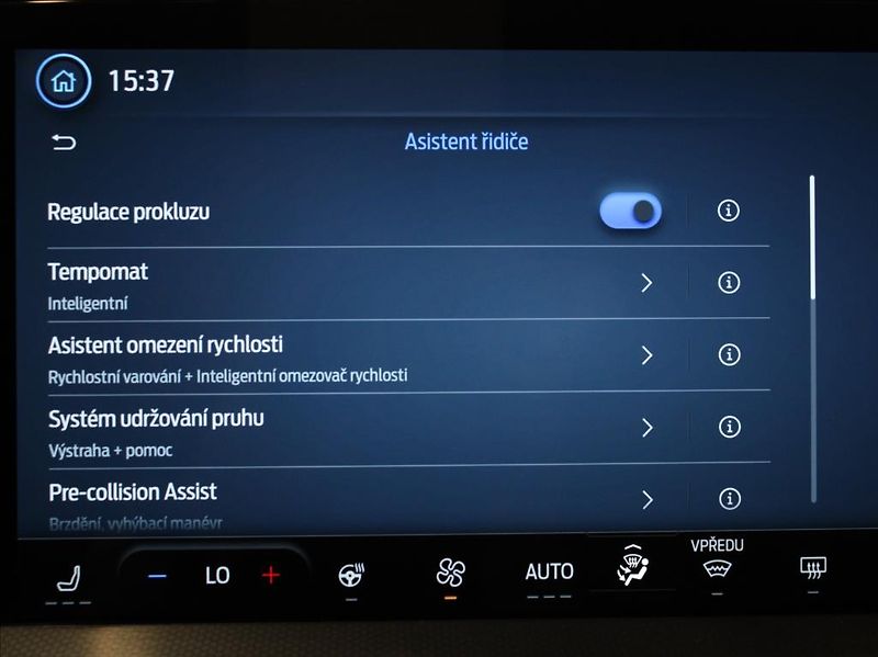 Ford Focus 1,0 EB 155k. AT Active 9770km! - fotka 14 z 23