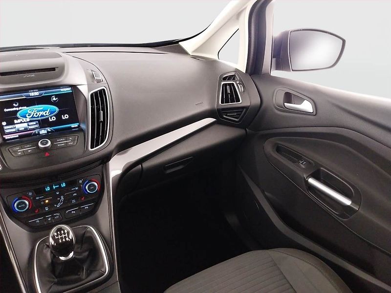 Ford Grand C-MAX (2016) 2.0 TDCi, 7 míst, Serv.kniha - fotka 8 z 22