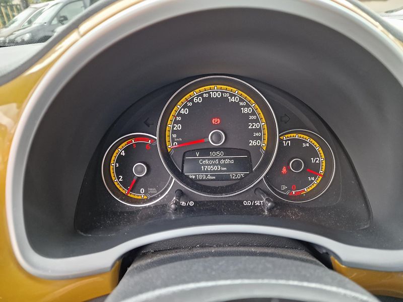 Volkswagen Beetle 2,0TDI 110PS DUNE - fotka 15 z 22