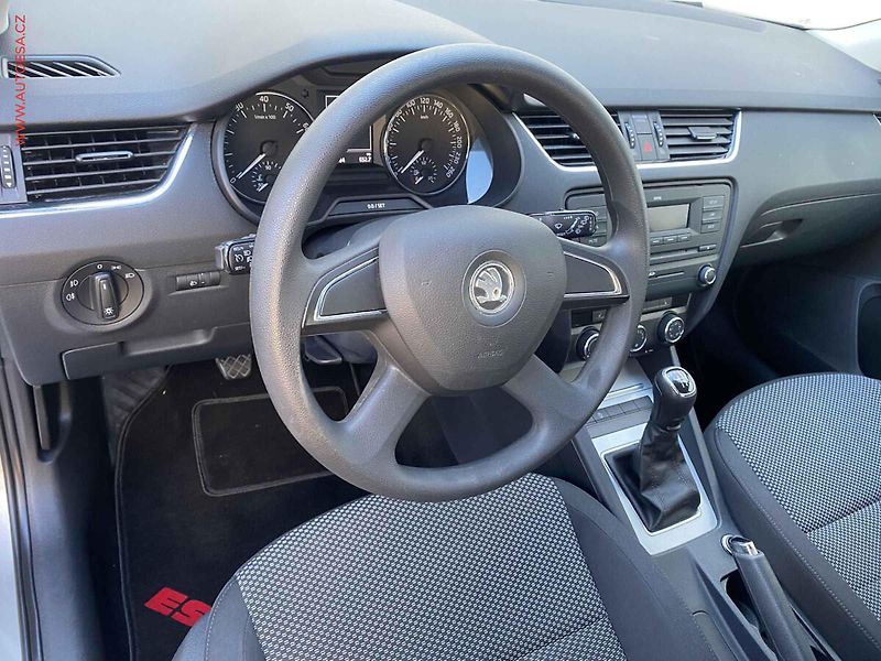 Škoda Octavia (2014) 1.2 TSi, Ambition, +kola - fotka 12 z 17