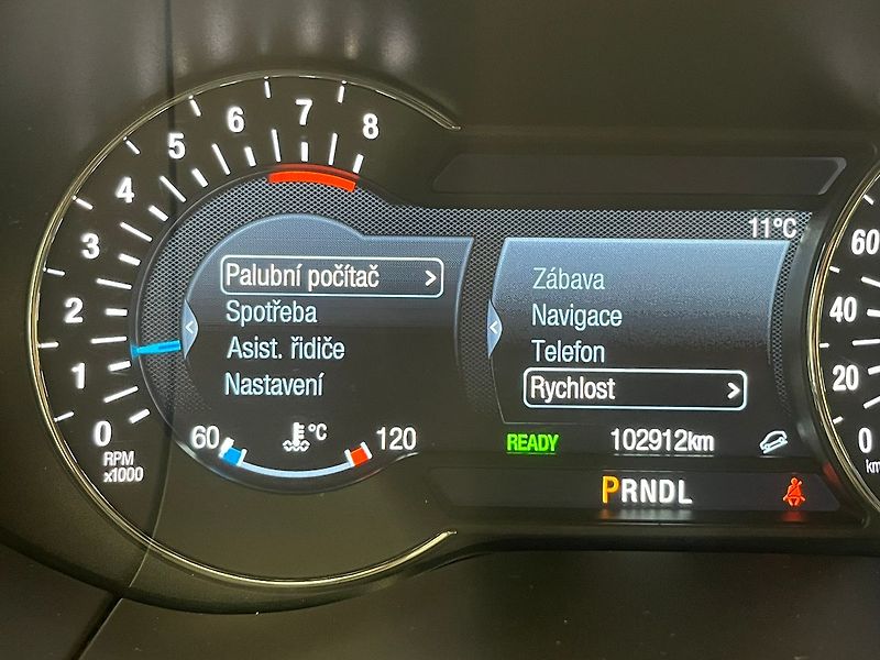 Ford S-MAX 2,5 HEV Titanium 7míst - fotka 58 z 70