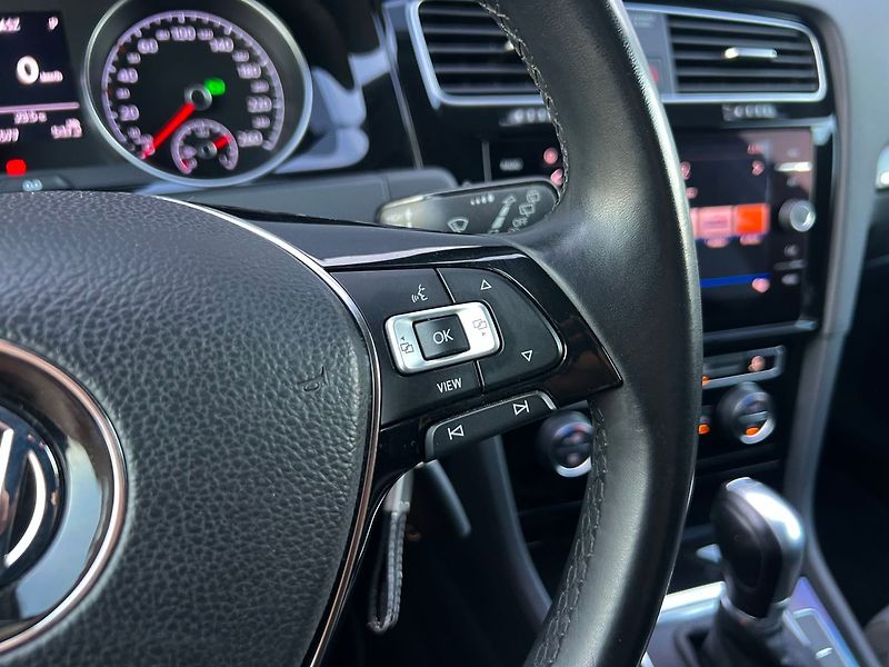 Volkswagen Golf 2.0 TDI-DSG-HIGHLINE - fotka 26 z 45
