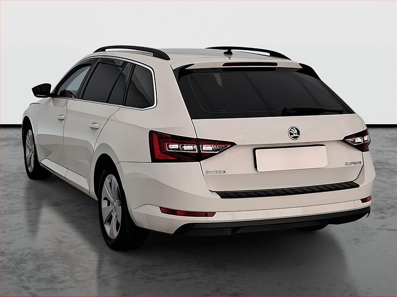 Škoda Superb (2018) Style 2.0 TDI, Serv.kniha - fotka 4 z 17