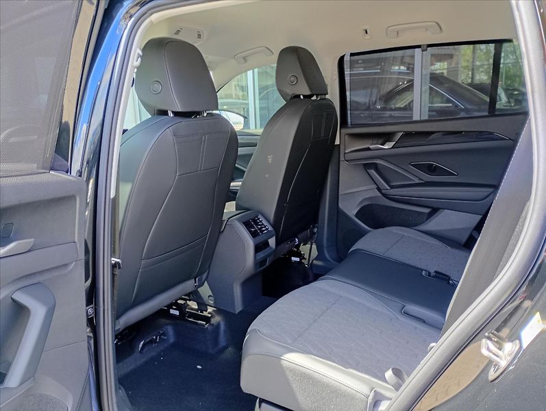 Volkswagen Tayron (2025) 1,5 eTSI 110 kW mHEV  People - fotka 17 z 17