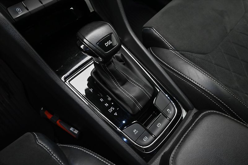 Škoda Kodiaq 1,5 TSI 110kW DSG Sportline 7/ - fotka 24 z 33