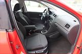 Volkswagen Polo (2012) 1.4, Tempomat, Park. senzory - náhled 9