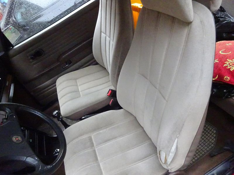 Saab 90 (1985)  2.0  - fotka 11 z 16