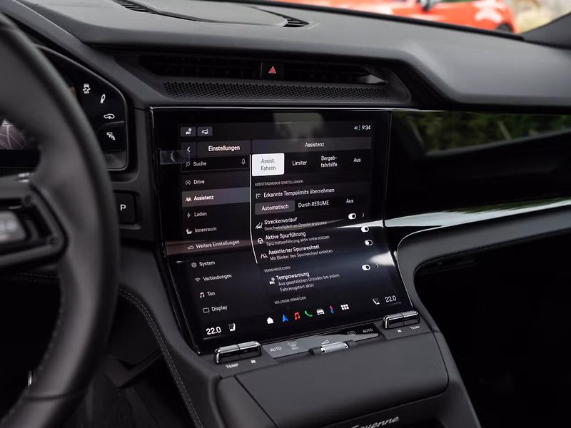 Porsche Cayenne Electric Pano 360 Matrix Tažné - fotka 18 z 23