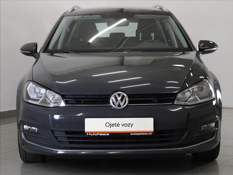 Volkswagen Golf 2,0 TDi 110kW DSG Highline ČR - fotka 2 z 18