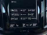 Volvo XC60 T5 AWD // MOMENTUM PRO  - náhled 29