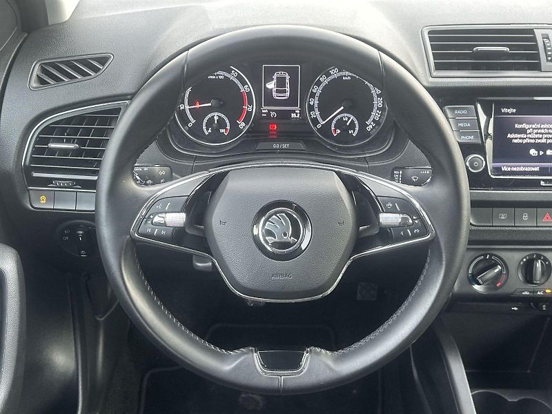 Škoda Fabia (2022) Combi 1.0 TSI Ambition TOP - fotka 6 z 27