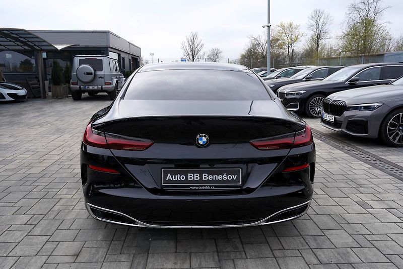 BMW Řada 8 840i Gran Coupe/Led/340 PS - fotka 5 z 49