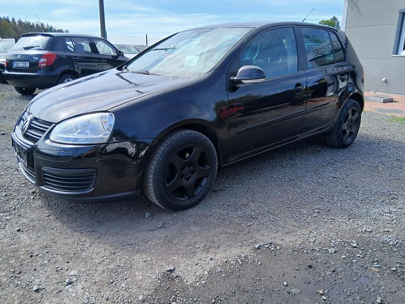 Volkswagen Golf 1.6i, GT Look, automat - fotka 15 z 31