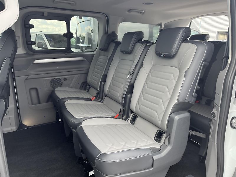 Volkswagen Caravelle 2.0TDI DSG 4MOTION STYLE 125kW - fotka 21 z 24