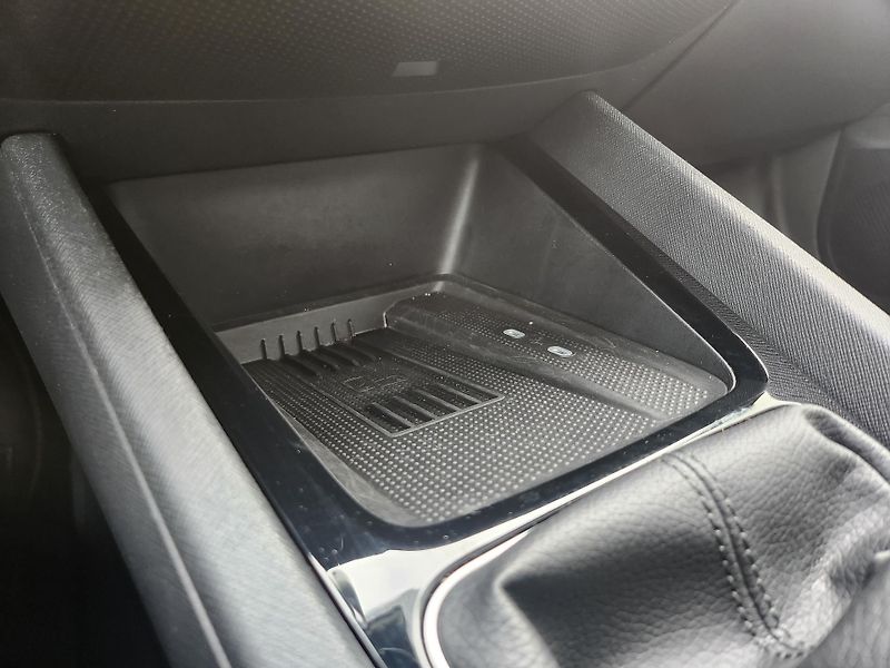 Škoda Octavia Selection 1.5 TSI 110kW - fotka 20 z 26