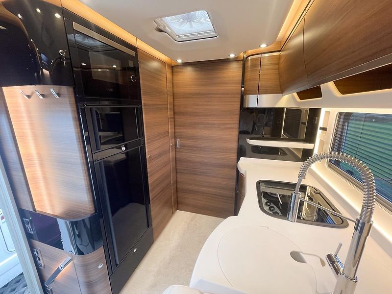Concorde (2022) Charisma 910 LI - BAR - Iveco - fotka 30 z 31