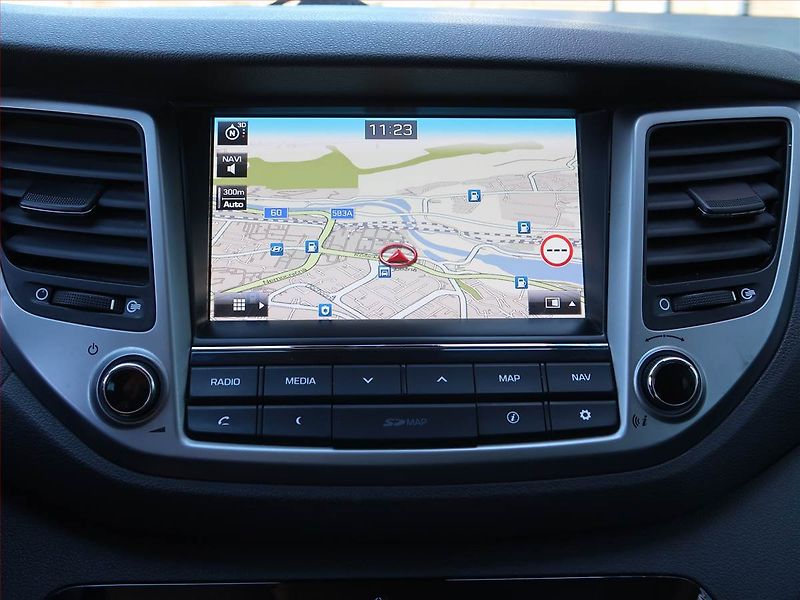 Hyundai Tucson (2015) Style 2.0 CRDi, 4X4, Navi - fotka 13 z 17