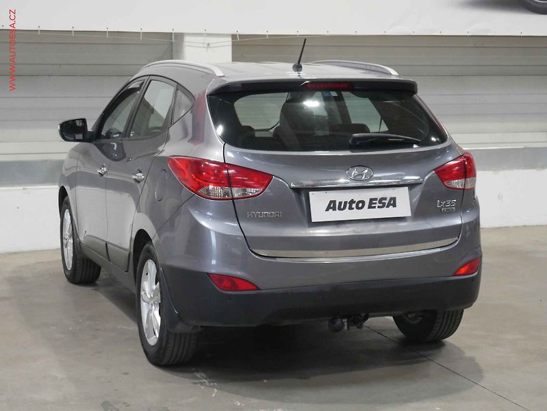 Hyundai ix35 (2011) 1.7CRDI, ČR, servis.kniha, AC - fotka 4 z 23