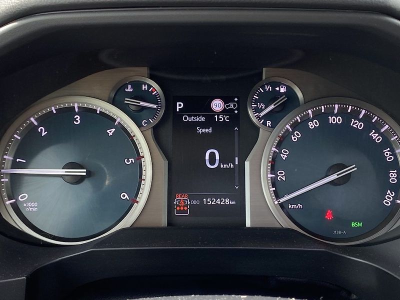 Toyota Land Cruiser 2.8D, ČR, Executive VIP, DPH - fotka 14 z 24